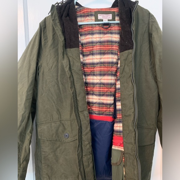 Wallace & Barnes olive colored hooded canvas jacket, plaid lined, men’s, size M - Picture 2 of 6
